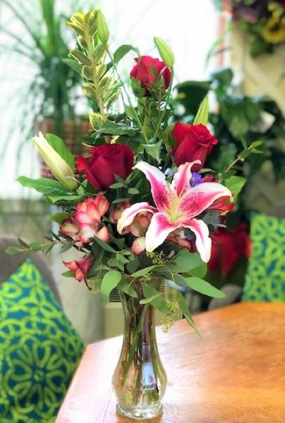 Red Roses with Lilies